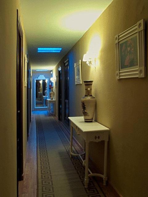 Hostal El Caballo Blanco โอซูนา ภายนอก รูปภาพ