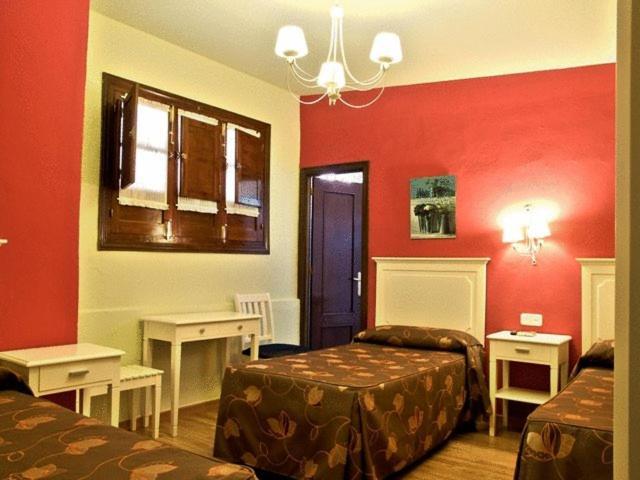 Hostal El Caballo Blanco โอซูนา ภายนอก รูปภาพ