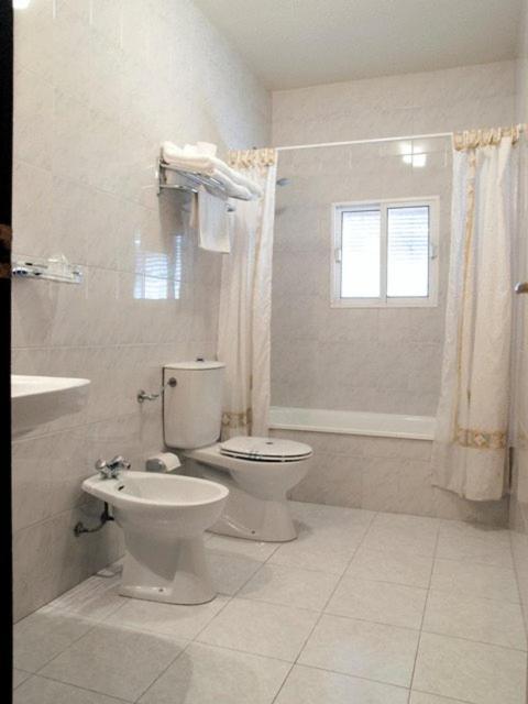 Hostal El Caballo Blanco โอซูนา ภายนอก รูปภาพ